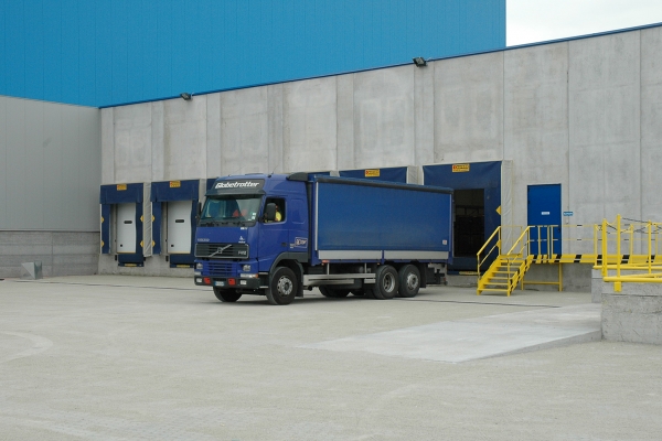 logistica44870033A-0045-55E4-E3CD-8B7030C9E5DC.jpg